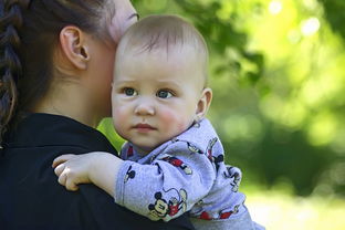 如何识别并应对婴儿拉肚子症状？